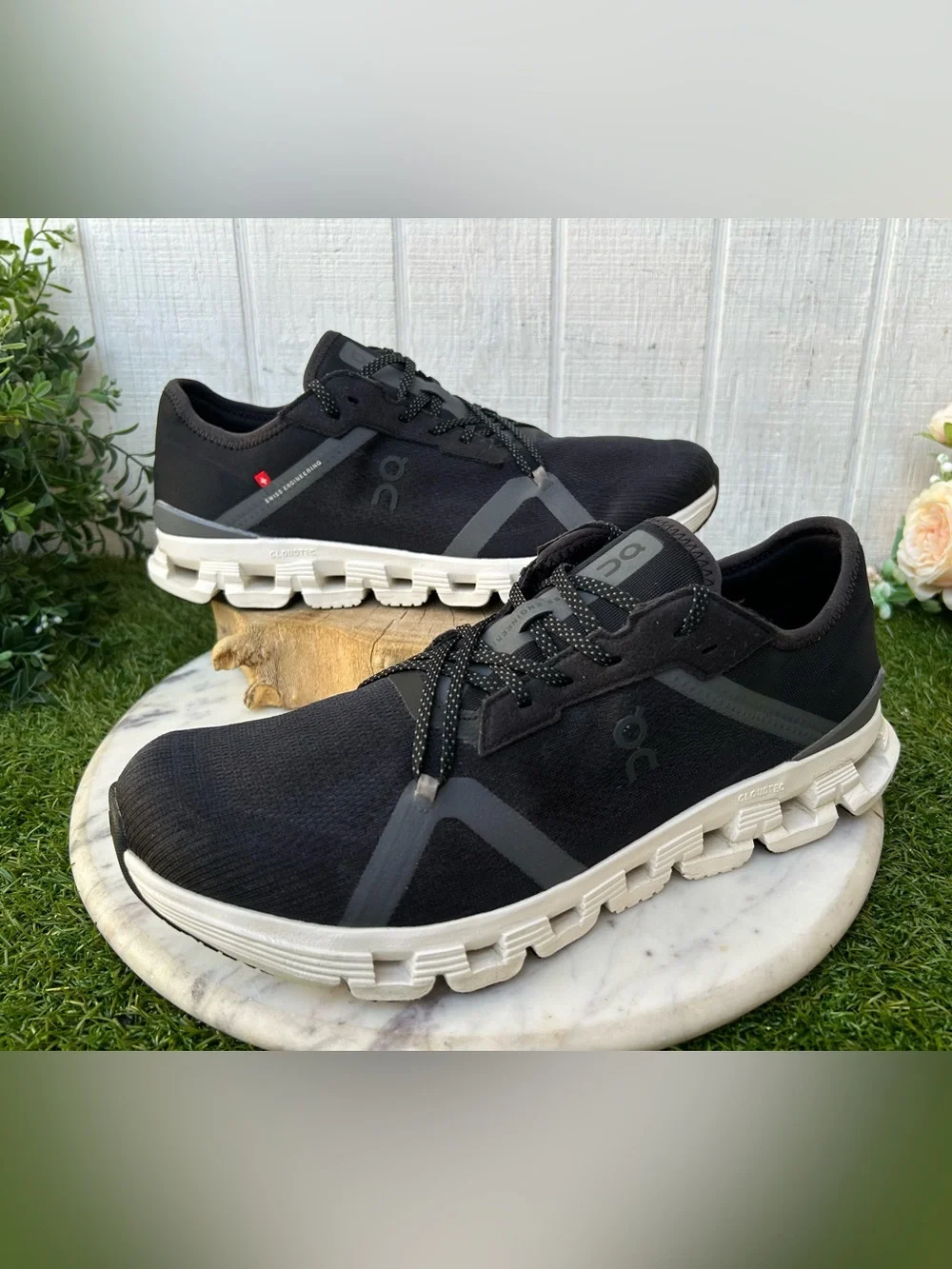 On Running men Cloud  Black | Asphalt Cloud X4 AD Sneakers  size 10 gently used